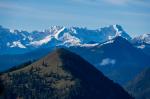 Im Westen der Jochberg, mit Zugspitzhintergrund